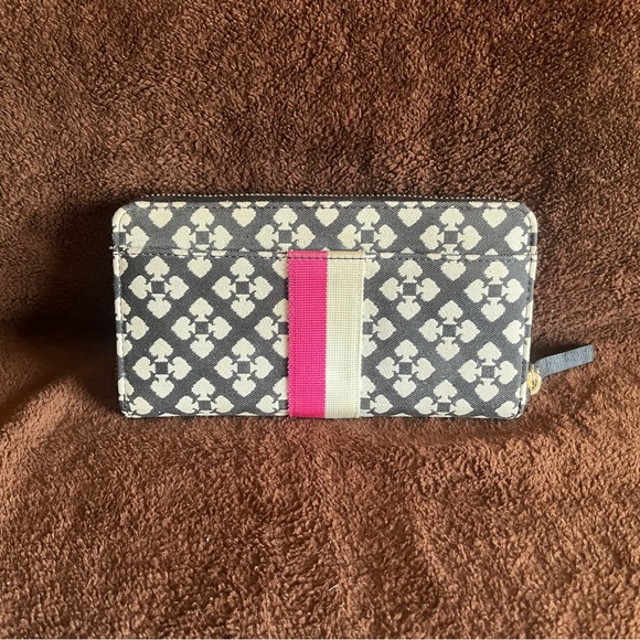 Kate Spade Vintage Neda Zip-Around Continental Wallet - Picture 4 of 5